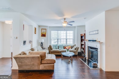 7808 Rutgers Cir, Fairburn, GA 30213 - photo 4