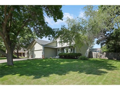 Welcome home to 12370 90th Ave N