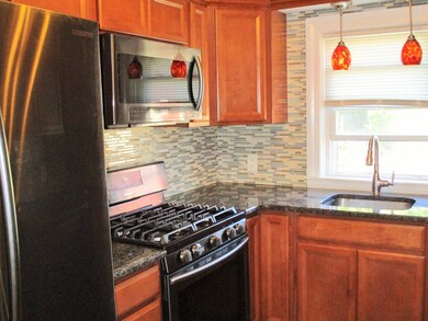 13 Saint John St, South Dartmouth, MA 02748 - photo 7