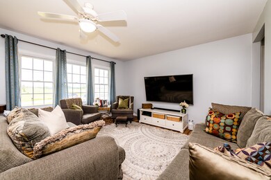 E Lemon Creek-105