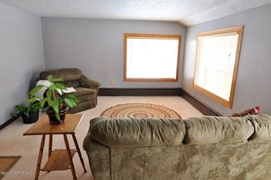 05_Living Room