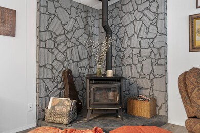 61040 S Queens Dr unit 58, Bend, OR 97702 - photo 5