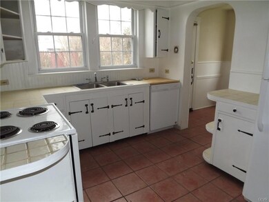 531 North Cir, Bethlehem, PA 18018 - photo 7