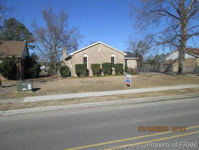 4452 Chesterbrook Dr, Fayetteville, NC 28314 - photo 2