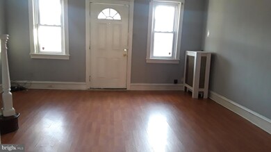 7027 Clover Ln, Upper Darby, PA 19082 - photo 2