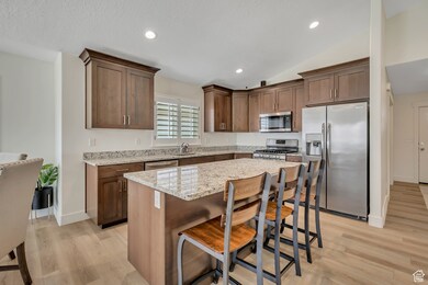 1852 E Magnolia Cir, Eagle Mountain, UT 84005 - photo 7