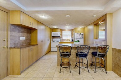 141 4th St, Providence, RI 02906 - photo 6