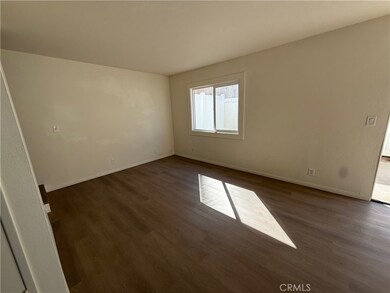 5010 Brooks St unit 2, Riverside, CA 92506 - photo 5