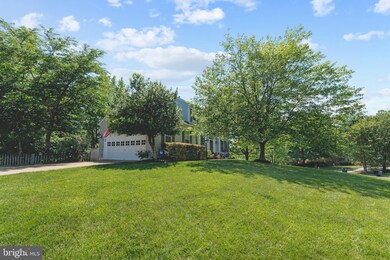 3679 Thomasson Crossing Dr, Triangle, VA 22172 - photo 2