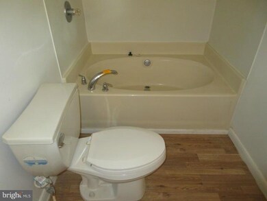 23449 Kingston Creek Rd, California, MD 20619 - photo 7