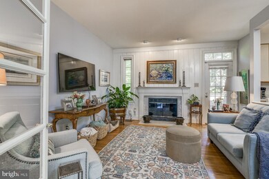 8021 Quarry Ridge Way, Bethesda, MD 20817 - photo 6