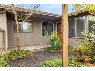 2070 Terresa Ave, Eugene, OR 97408 - photo 3