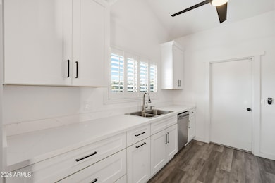 677 E Temple St, Chandler, AZ 85225 - photo 7