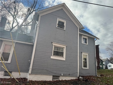 1907 Manchester Rd, Akron, OH 44314 - photo 3