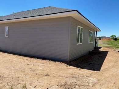 1242 Plum Creek Dr, Eau Claire, WI 54703 - photo 7