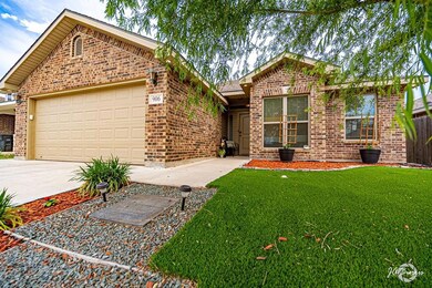 906 E 98th St, Odessa, TX 79765 - photo 2