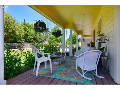 1676 Gilham Rd, Eugene, OR 97401 - photo 3