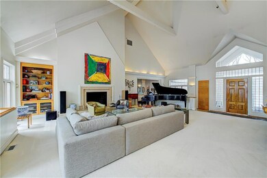 289 Breakwater Dr, Fishers, IN 46037 - photo 6