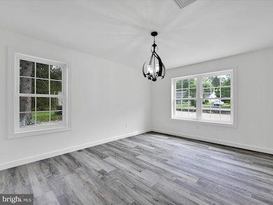 201 Maple Blvd, Orwigsburg, PA 17961 - photo 5