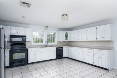 178 Sutton Ave, Oxford, MA 01540 - photo 7