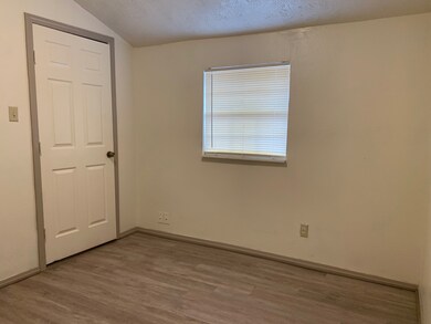 3320 Des Chaumes St, Houston, TX 77026 - photo 4