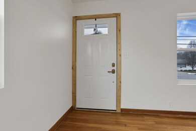 405 Watt St, Circleville, OH 43113 - photo 4