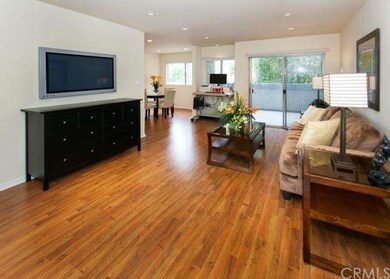 Living Room w/ Direct access to Balcony 