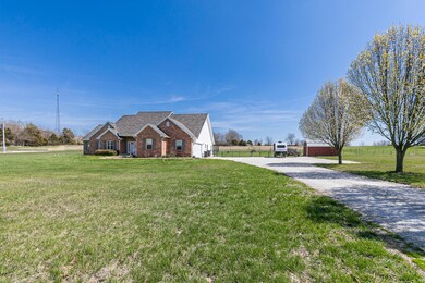 4338 S 90th Rd, Bolivar, MO 65613 - photo 2