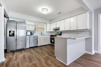 1906 N Main St, Weatherford, TX 76085 - photo 5