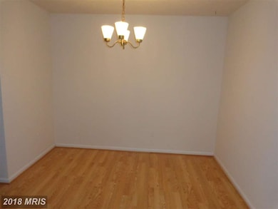 14013 Grumble Jones Ct, Centreville, VA 20121 - photo 5