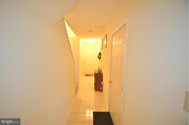 428 Blossom Ln, Frederick, MD 21701 - photo 4