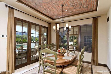 7 Dining Room