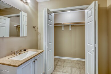 119 Amanda Ln Unit #1-7