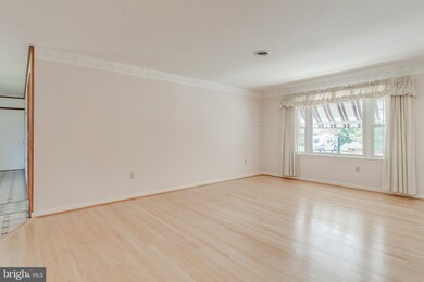 13831 Northcrest Rd, Hagerstown, MD 21742 - photo 6