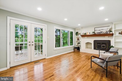 15539 Barrington Place, Dumfries, VA 22025 - photo 3