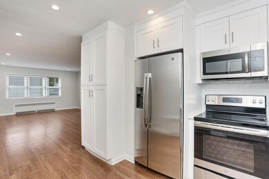 70 Bruce Park Ave unit 2, Greenwich, CT 06830 - photo 3