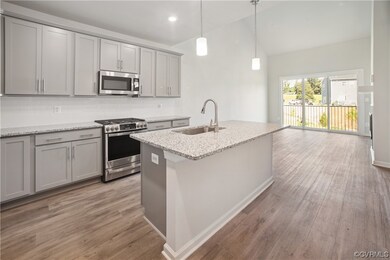 Builder images of a previously built decorated model, finishes, available options and layout can differ in actual home