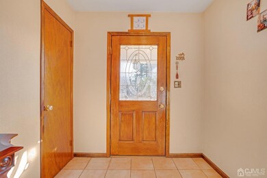 10 Wren Ct, Edison, NJ 08820 - photo 7