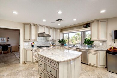 8817 kitchen 1