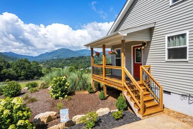 105 Peach Tree Valley Dr, Leicester, NC 28748 - photo 6