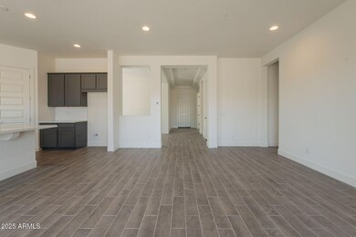 16460 W Desert Mirage Dr, Surprise, AZ 85388 - photo 4