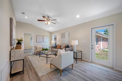 1002 Jones St, Clearwater, FL 33755 - photo 5