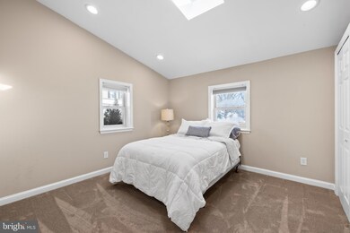 235 Roberts Ave, Conshohocken, PA 19428 - photo 7