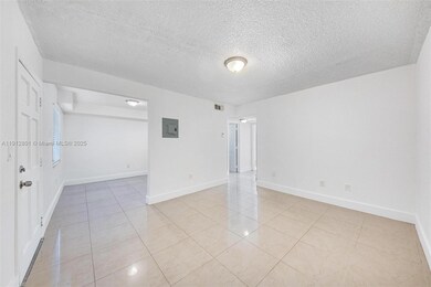 13251 Memorial Hwy unit 17, Miami, FL 33161 - photo 5