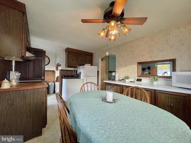 305 Frazer Place, New Castle, DE 19720 - photo 5