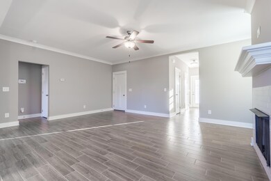 8129 Double Eagle Ct, Ooltewah, TN 37363 - photo 5