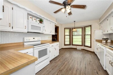 6430 Acuff St, Shawnee, KS 66216 - photo 5