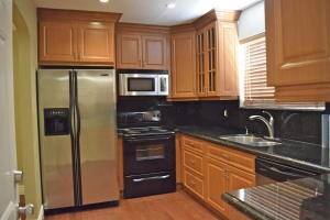 911 Ardmore Rd, West Palm Beach, FL 33401 - photo 7