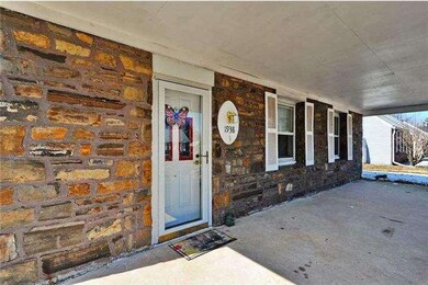 1938 Clearview Ave, Norristown, PA 19403 - photo 2