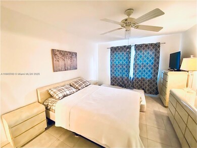 1520 Mckinley St unit 216E, Hollywood, FL 33020 - photo 7